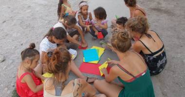Activități artistice și educative pentru copiii nevoiași - 2
