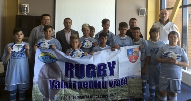 A venit rândul rugbiștilor din Mangalia să primească noile echipamente