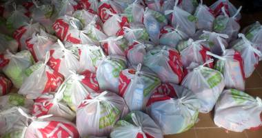 Primăria Mangalia distribuie pachetele pentru nevoiași - 2