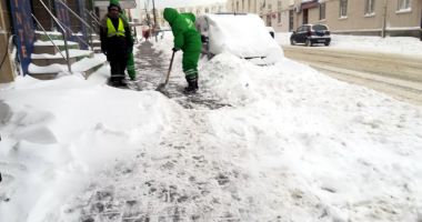 Mangalia sub nămeți. Apel către populație și agenții economici - 2
