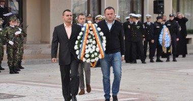 Stire din Politică-Administrație : Primarul Cristian Radu, prezent la festivitățile dedicate Zilei Armatei