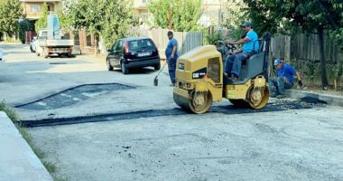 Stire din Politică-Administrație : Mai multe străzi din municipiul Mangalia urmează să fie asfaltate