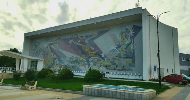 Stire din Politică-Administrație : Primăria Mangalia modernizează Casa de Cultură cu fonduri de la CNI