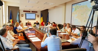 Stire din Politică-Administrație : Consilierii locali din Mangalia, vot favorabil pentru transportul gratuit al elevilor din zonele defavorizate