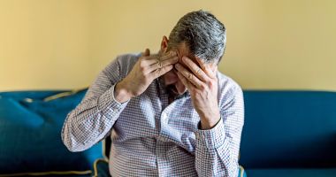 Stire din Sănătate : Manganul poate cauza dureri de cap și crampe musculare