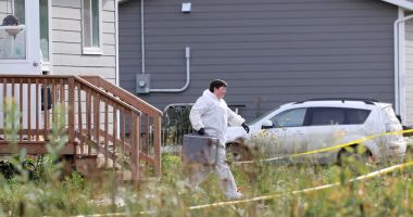 Stire din Actualitate : Atac sângeros în Canada: Un tânăr și-a ucis sora şi a rănit alte şapte persoane