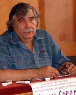 Stire din Cultură-Educație : "Haideți să ținem cont de aceste talente, și nu de făcăturile din butoane!"