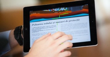 Stire din Cultură-Educație : Informație de ultim moment despre manualele digitale