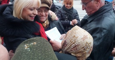 Stire din Politică-Administrație : Manuela Mitrea s-a întâlnit cu alegătorii din Colegiul 8