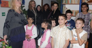 Manuela Mitrea, în vizită la copiii din două centre de plasament - 3