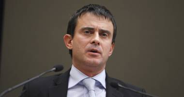 Stire din Actualitate : Premierul francez Manuel Valls: "Franța nu dorește plecarea" evreilor