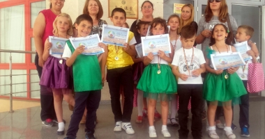 Stire din Cultură-Educație : "Mânuțele fericite" de la Schitu au fost răsplătit