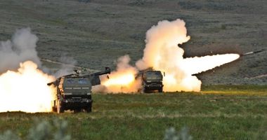 Stire din Eveniment : MApN va cumpăra trei sisteme de rachete Himars. Costul - 1,5 miliarde de euro