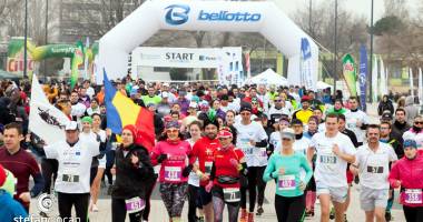 Stire din Sport : Recorduri doborâte la Maratonul Nisipului. Peste 700 de alergători au luat startul