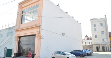 Stire din Economie : Afaceri imobiliare sub plapuma BRD
