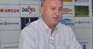 Stire din Sport : Fotbal, FC Farul / Ce vrea să-l convingă Marcel Lică pe Giani Nedelcu