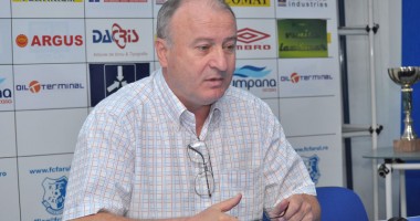Stire din Sport : Marcel Lică: "Trebuie să fim profesioniști până la capăt!"