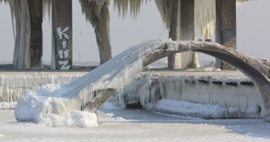 Imagini inedite/ Vezi aici cum arată plaja și digurile din Mamaia - 5