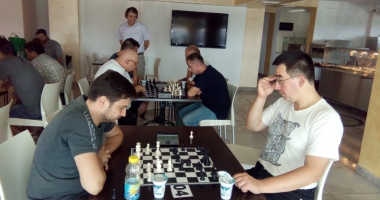 Stire din Sport : Marele campion Alehin, omagiat de șahiștii constănțeni
