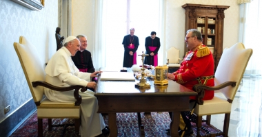 Stire din Actualitate : Marele maestru al Ordinului de Malta  a demisionat la cererea Papei