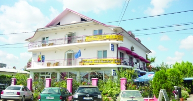 Vacanța perfectă la "grădina botanică" Margo din 2 Mai