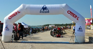 Mari campioni români, la startul Triathlonului de la Olimp - 2