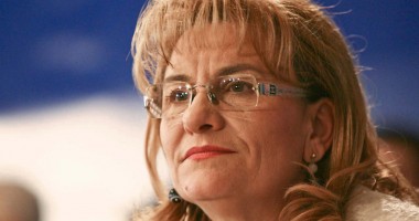 Stire din Politică-Administrație : Ministrul Grapini a cerut schimbarea Legii funcționarilor publici