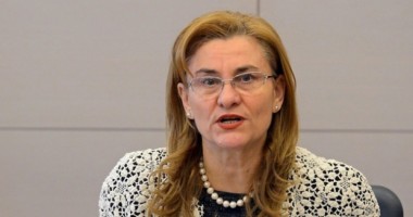 Stire din Economie : Maria Grapini a respins proiectul de modificare a Legii camerelor de comerț