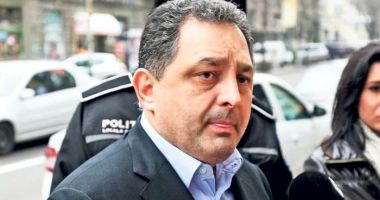 Stire din Eveniment : Marian Vanghelie a făcut preinfarct sub duș. Se pregătea să meargă la Tribunal