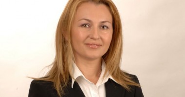 Stire din Politică-Administrație : Maria Stavrositu, susținută de importanți membri din PDL