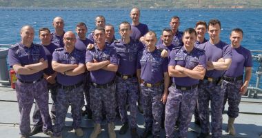 Stire din Eveniment : Mecanici de elită. "Merge mașina, merge Marina!"
