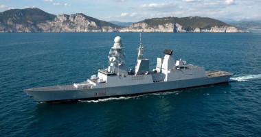 Stire din Eveniment : Patru nave militare NATO vor sosi la Constanța