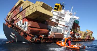 Stire din Economie : Marinarul străin e vinovatul de serviciu în accidentele navale