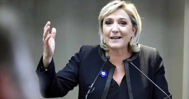 Stire din Actualitate : Marine Le Pen, acuzată de plagiat!