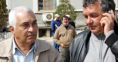 Stire din Economie : Sindicatul CNAPMC va negocia un contract de muncă "beton"