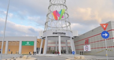 Stire din Eveniment : Accident cu trei victime în parcarea subterană de la Maritimo