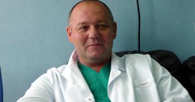 Flagrant DNA în Spitalul Județean Constanța. Șeful Clinicii de Chirurgie Vasculară, dr. Marius Militaru, și alți doi medici, reținuți pentru luare de mită - 4