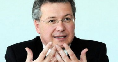 Stire din Actualitate : România, în fața unei sancțiuni fără precedent: suspendarea din Consiliul European