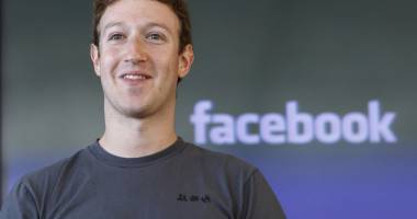 Stire din Eveniment : Un român se judecă cu fondatorul Facebook