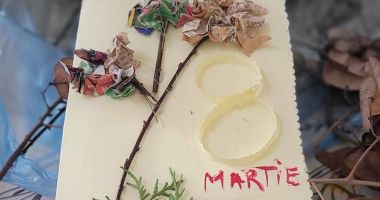 Stire din Social : Terapie prin confecționarea de mărțișoare cu elemente din natură