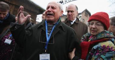 Stire din Actualitate : Mărturii cutremurătoare ale unui evreu român închis la Auschwitz