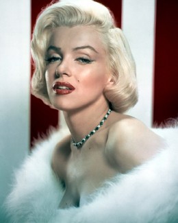 Stire din Monden : Film porno cu Marilyn Monroe, scos la licitație
