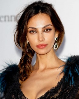 Stire din Monden : Mădălina Ghenea, din nou fără iubit?