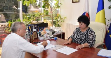 Stire din Cultură-Educație : Veste bună pentru cei 1.300 de elevi din comuna Cumpăna! S-a semnat contractul pentru masă caldă