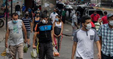 OMS recomandă purtarea măștilor de protecție în public