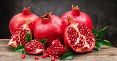 Stire din Sănătate : Masca exfoliantă cu rodii ajută la îndepărtarea celulelor moarte ale pielii