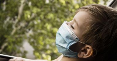 Noile reguli după care elevii se întorc la școală: Școlile vor rămâne deschise până la rata de infectare de 6 la mie
