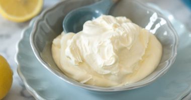 Stire din Sănătate : Brânza mascarpone ajută la menținerea unei structuri osoase puternice