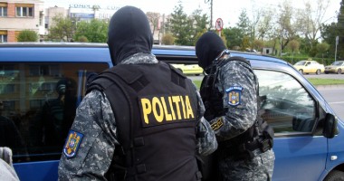Stire din Eveniment : Scandalagii trimiși după gratii