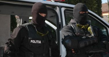 Stire din Eveniment : IGPR. Un român, un bosniac şi un italian - arestaţi în Germania pentru utilizarea unor dispozitive explozive improvizate